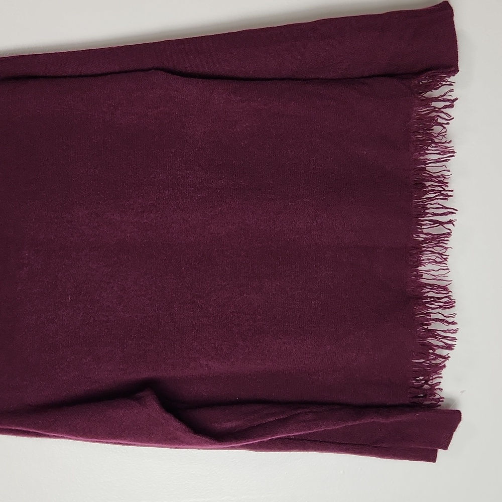 Griffen 100% Cashmere Crewneck Sweater Fringe Hem Burgundy Maroon Lightweight - Picture 8 of 13